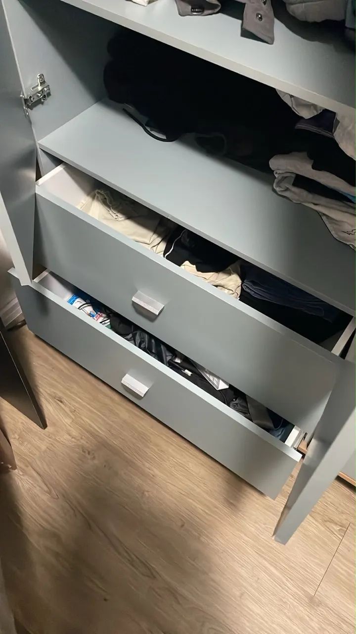 Guarda roupa infantil 