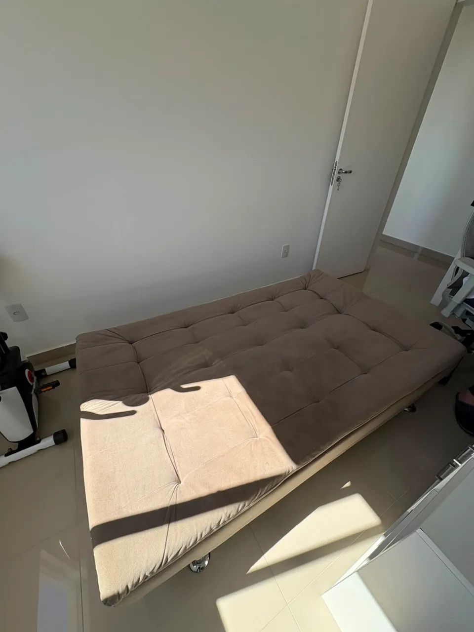 SOFÁ E CAMA - bom estado - Foto 3