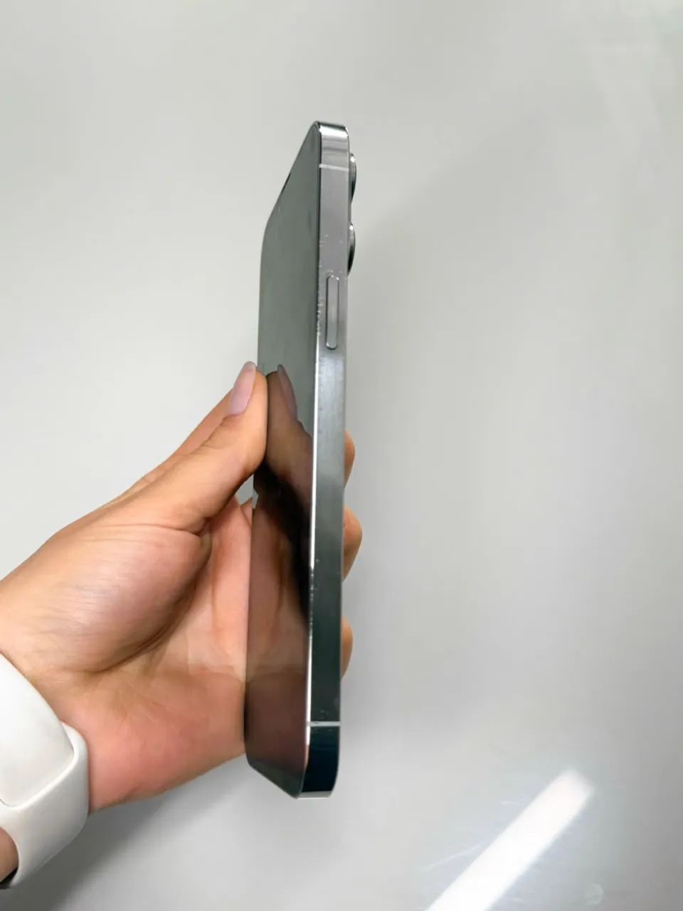 iPhone 13 Pro Max - 128GB SILVER - Celulares e Smartphones