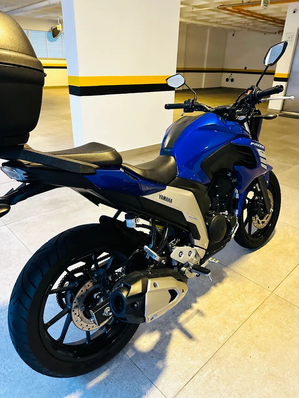 Yamaha Fazer 250 ano 2023 - Apenas 6.700 km  - Foto 5