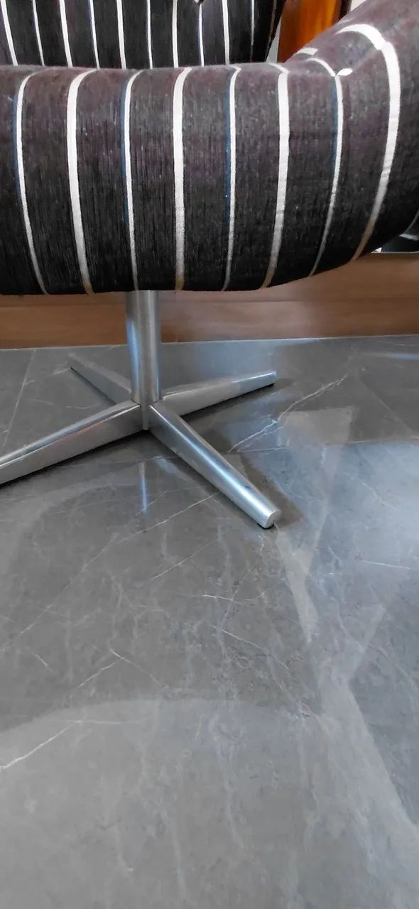 Poltrona de sala - Foto 4