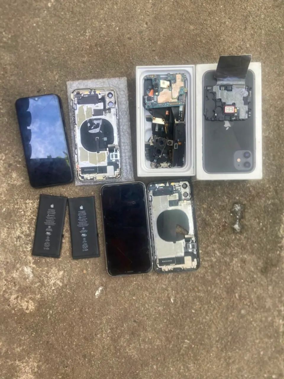 iPhone 11 sucata aproveitamento de peças - Foto 2