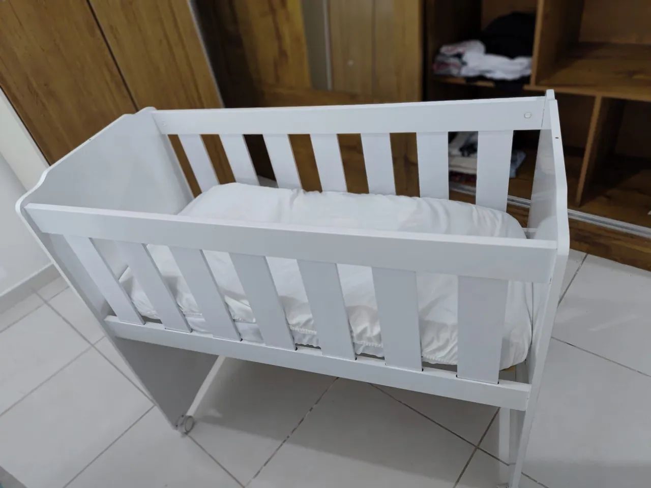 Vendo mini berço completo