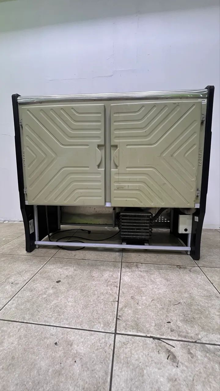 Vitrine Refrigerada Polar 1,30 m - 220V - Foto 4