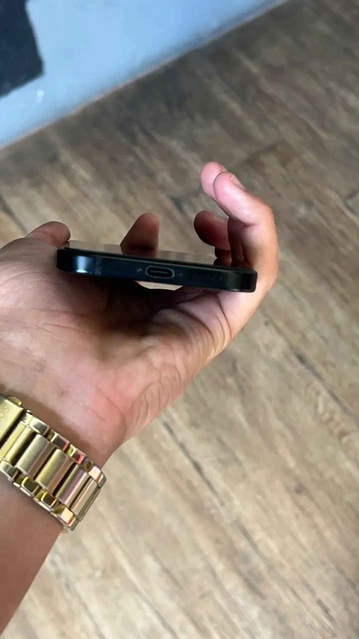 IPHONE 15- 128GB - Foto 4