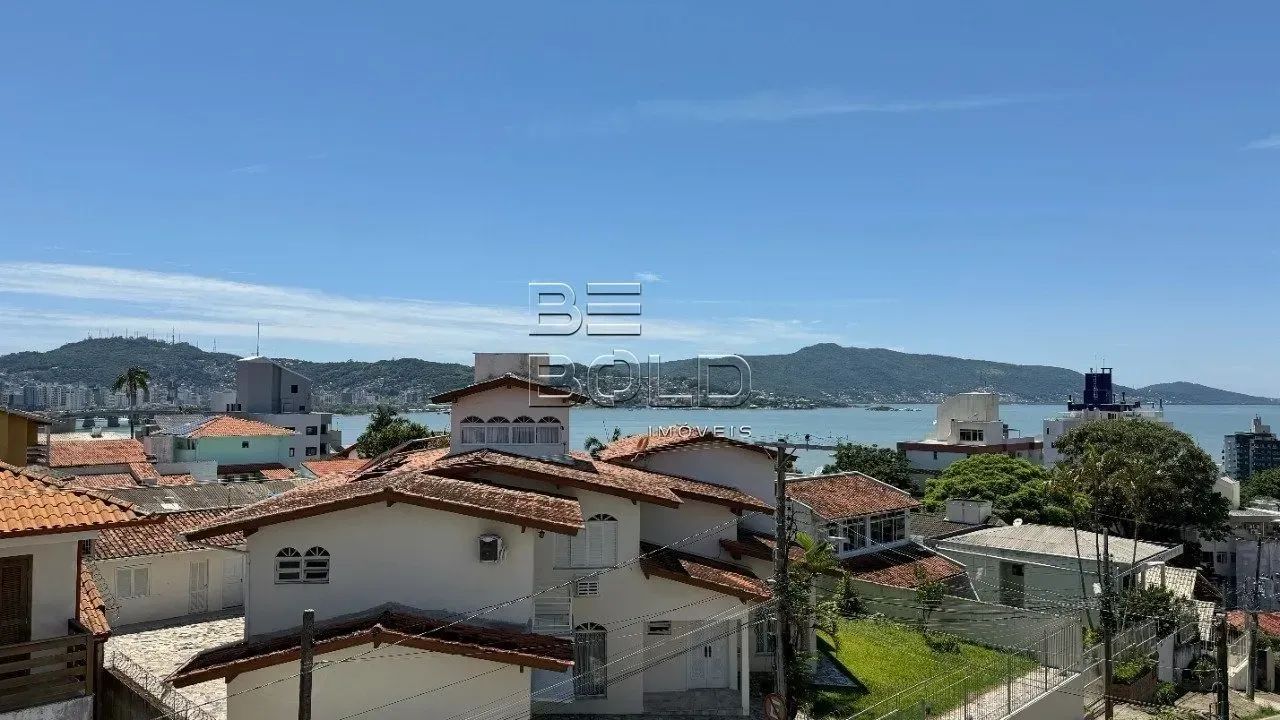 Apartamento com vista mar e 3 dormitórios em Coqueiros - Foto 2