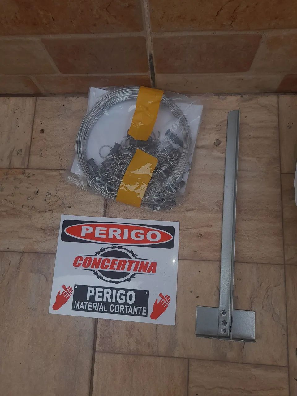 Cerca de Concertina  - Foto 3