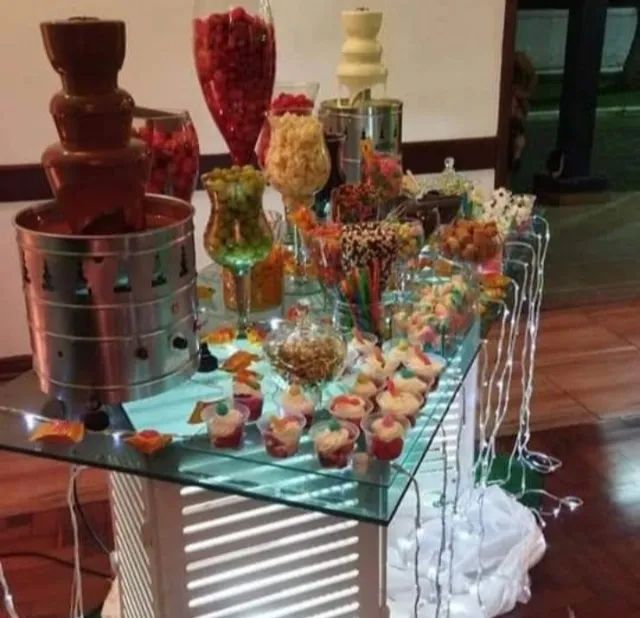 CASCATA DE CHOCOLATE PARA FESTAS E EVENTOS - Foto 2