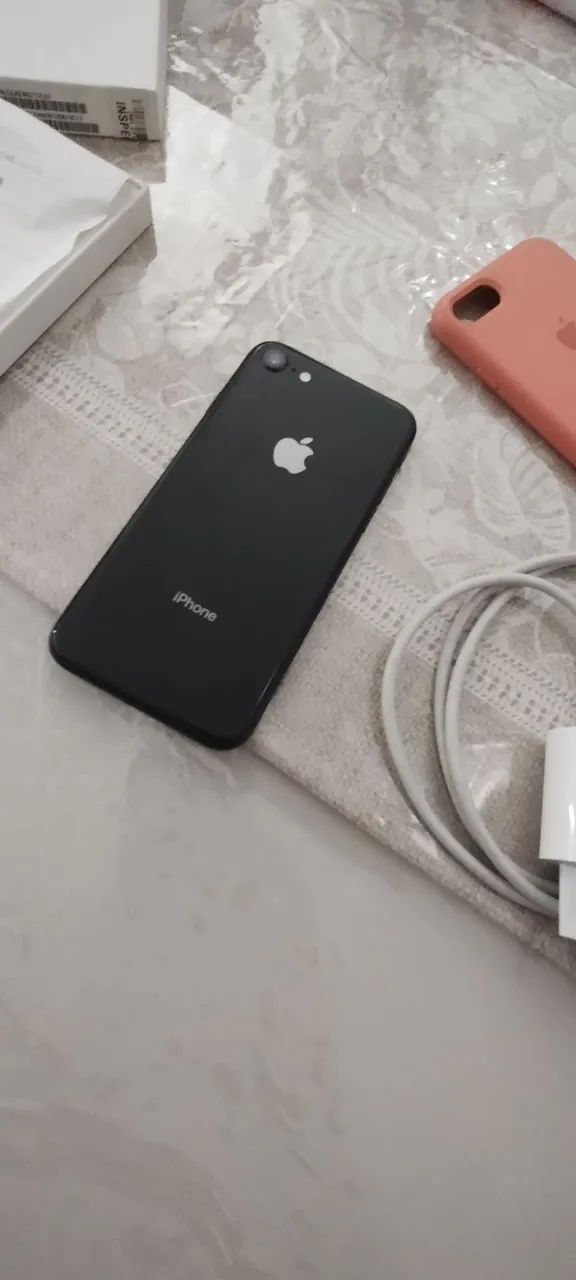 iPhone 8 64GB Cinza Espacial com Bateria Nova e Caixa - Foto 2
