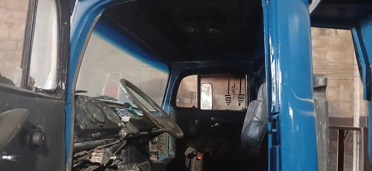 Mercedez Benz 1313 - Foto 4