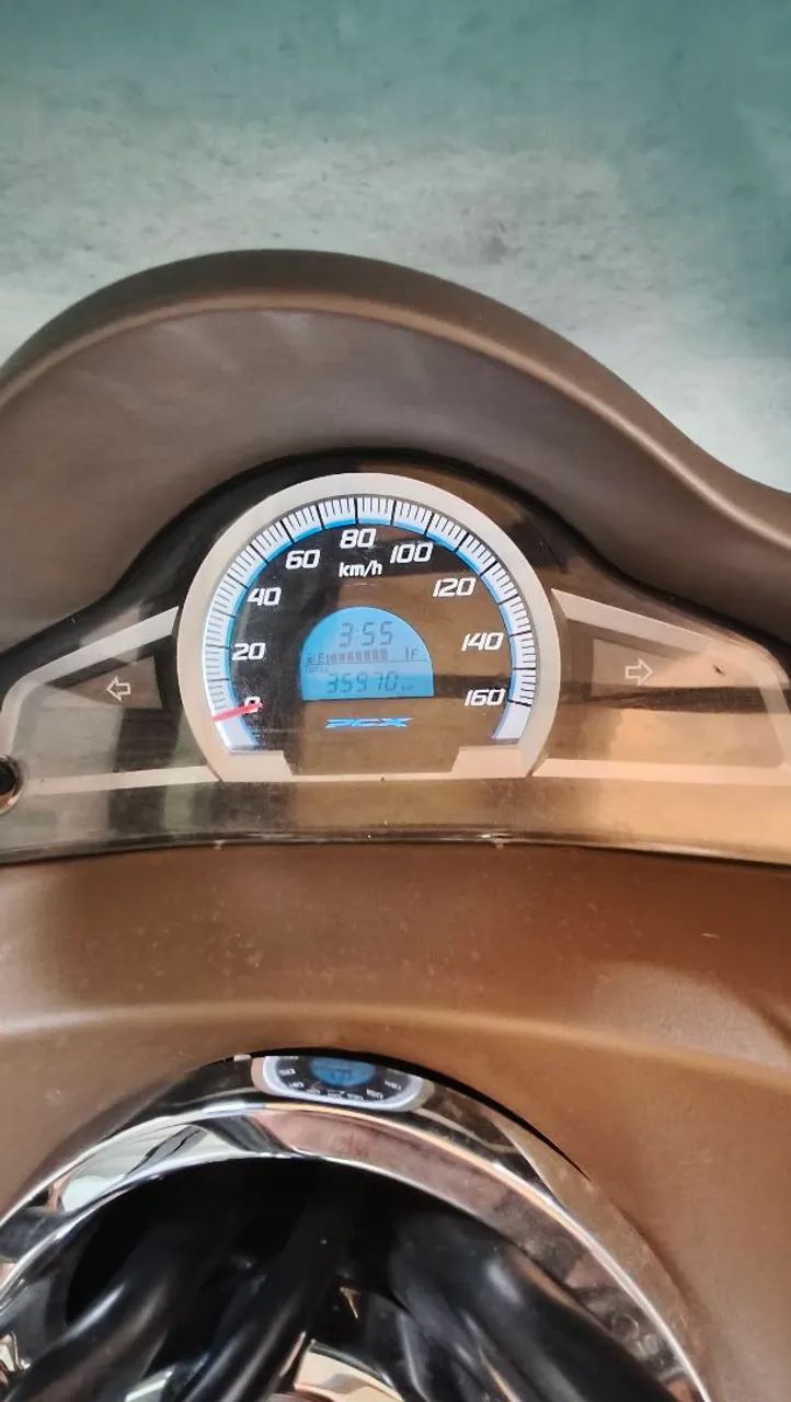 PCX 150 DLX 2018 - Foto 4