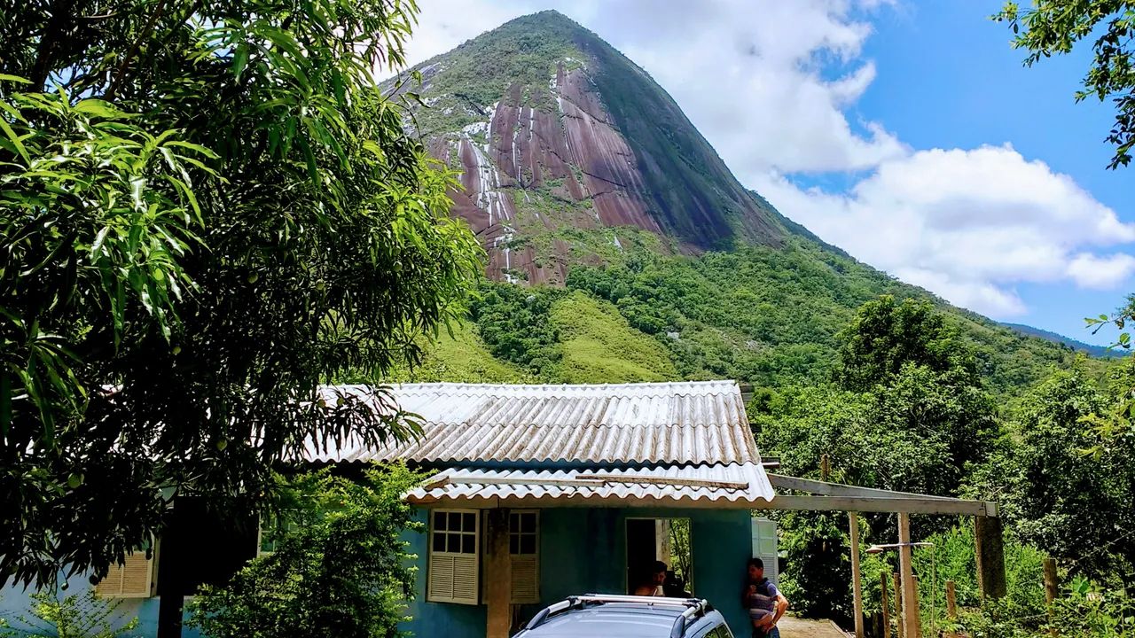 Linda chácara na serra macaense - Foto 4