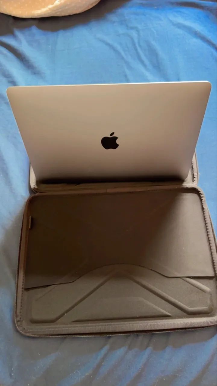 MacBook Pro M2 (2022) 13