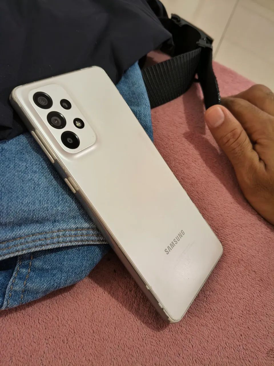 Samsung A73