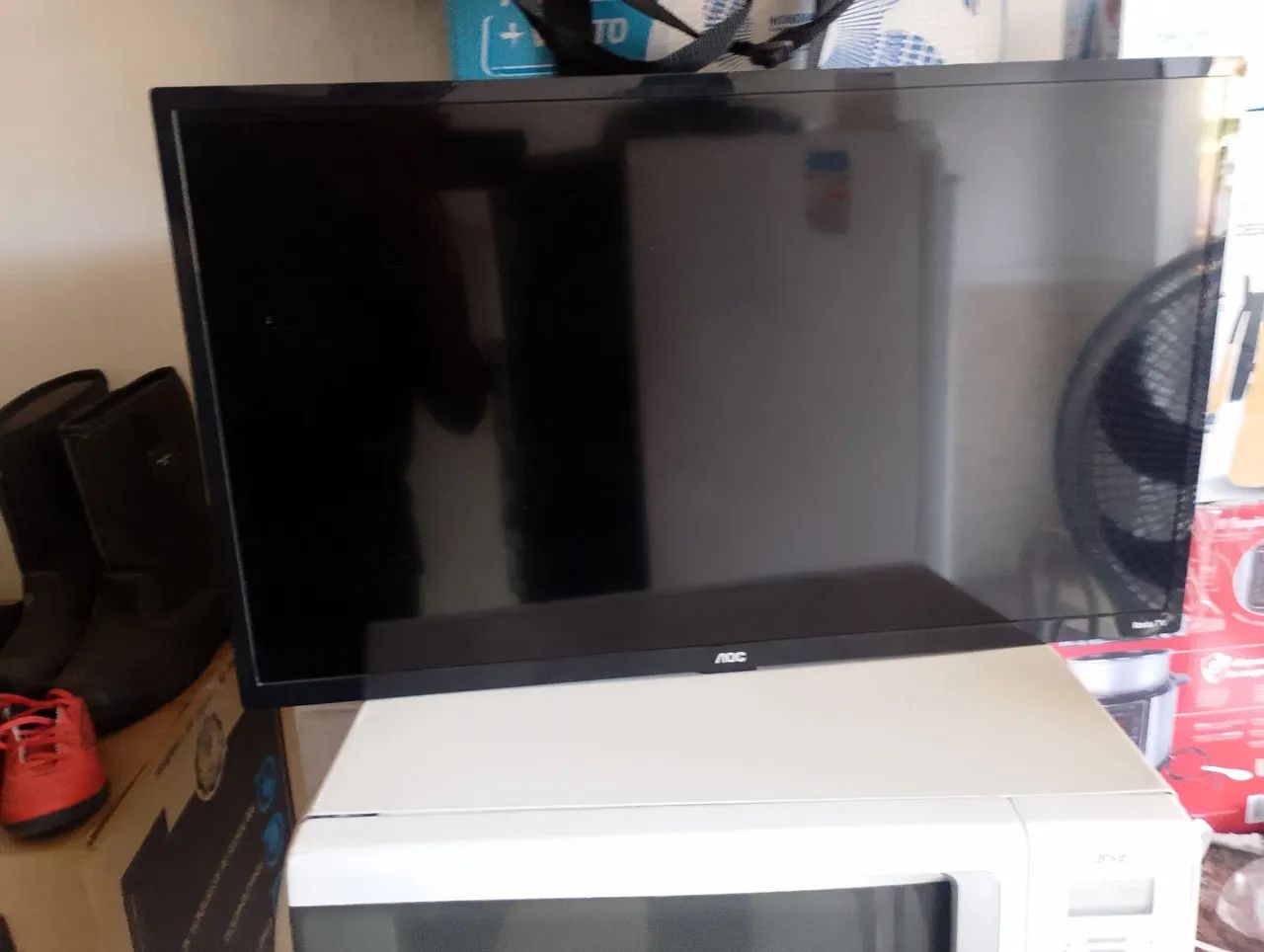 Vende tv. Aoc. Smart tv.  De. 39 polegadas 
