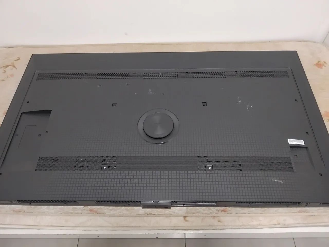 Tv tcl 65 polegadas,retiradas de peças, tela trincada - Foto 2