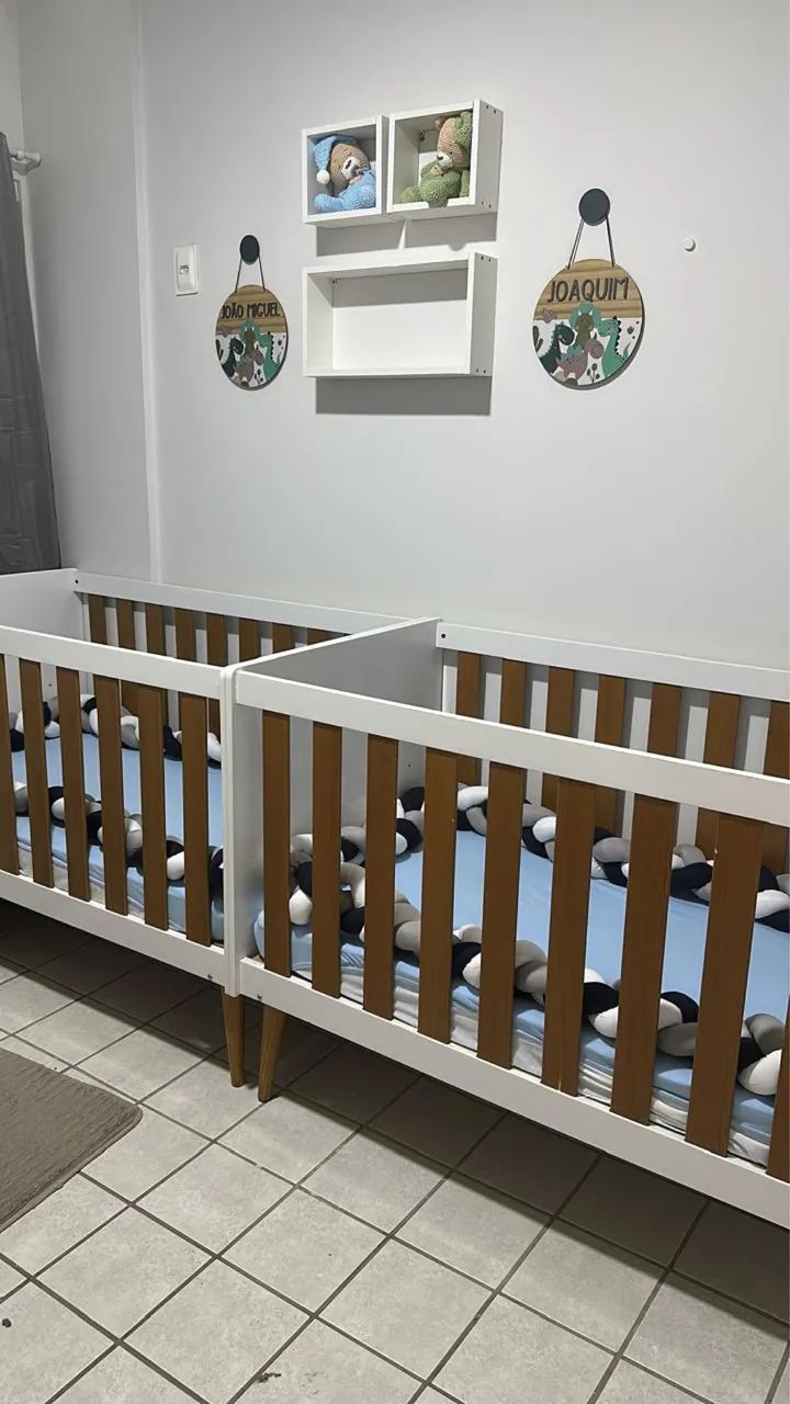 VENDO BERÇO POUCO USADO COM COLCHÃO
