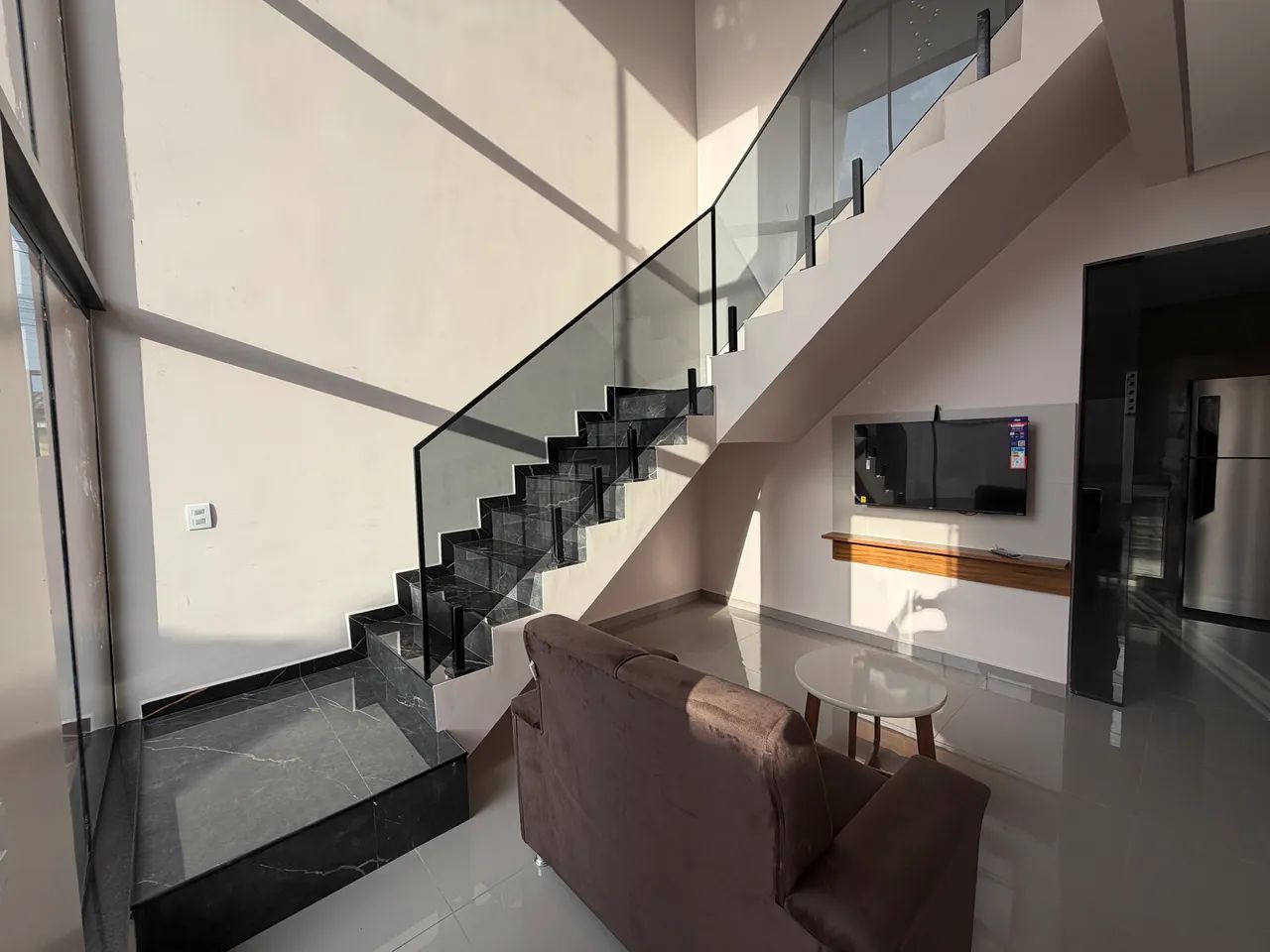 ALUGA-SE CASA DE ALTO PADRÃO CONDOMÍNIO AMAJARI 2 - Foto 4