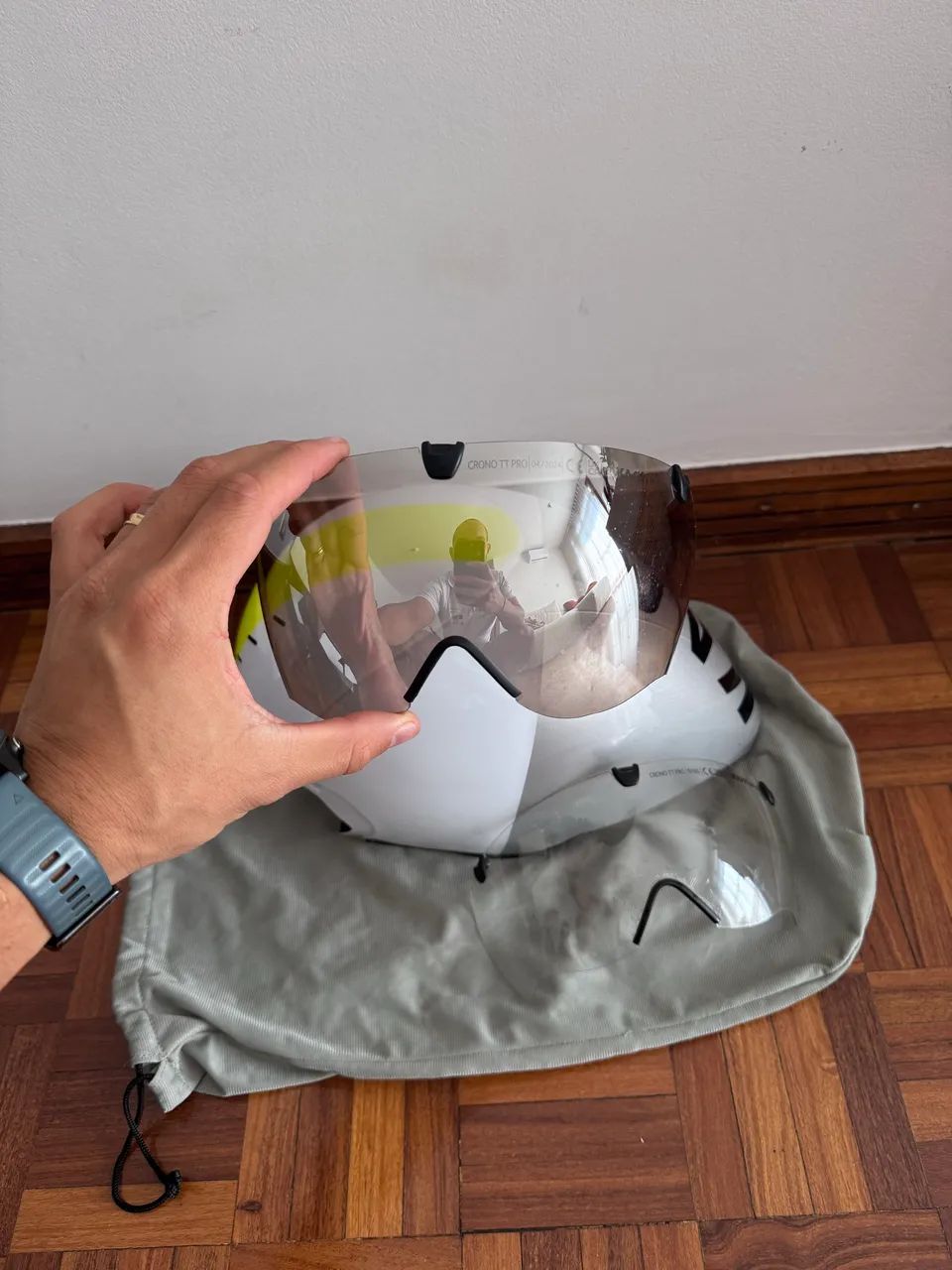 Capacete KASK Mistral Branco/Prata - Foto 3