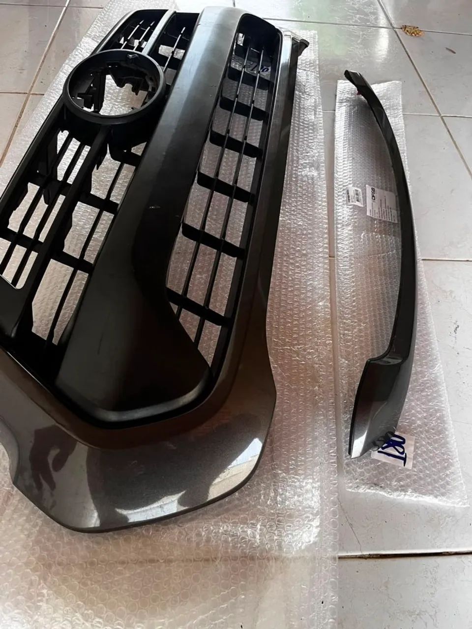Grade da Hilux com o bigode  - Foto 3