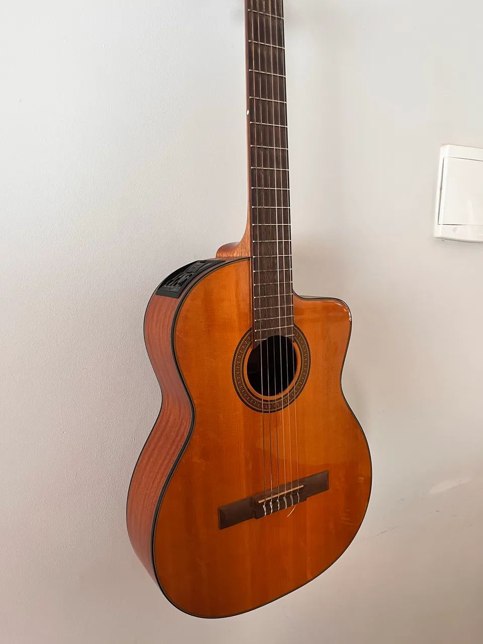 Vendo excelente violão Takamine - Foto 2