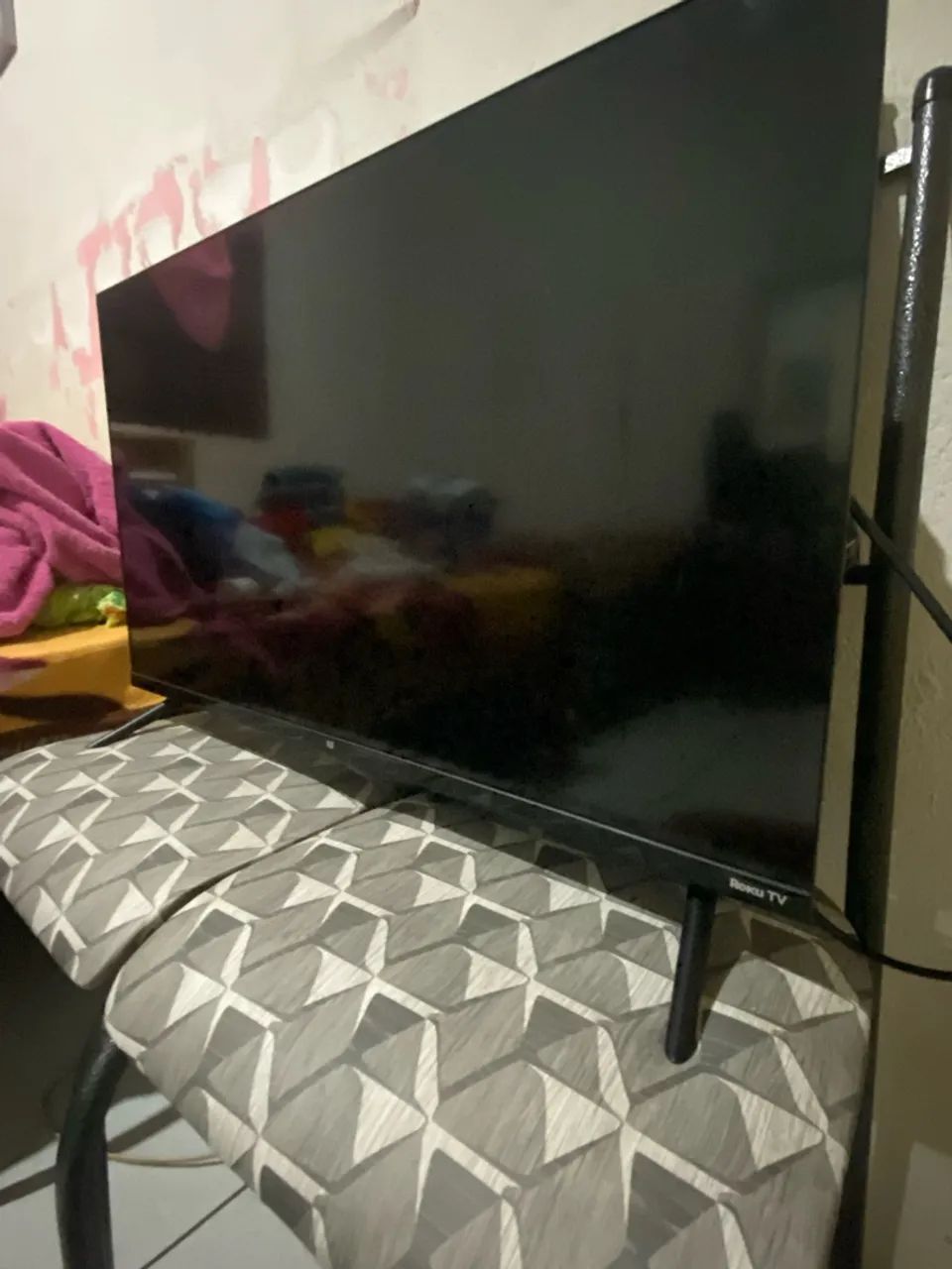 Smart TV DLED 32 HD Multi Essencial Roku 3HDMI 2USB Wi-Fi
