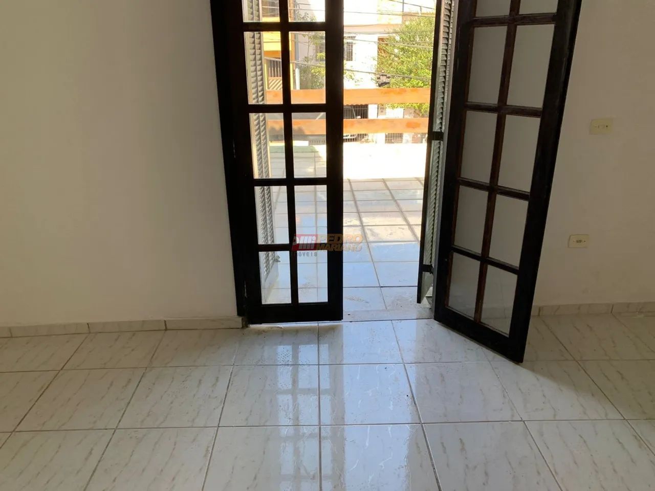 Sobrado no Bairro Parque Gerassi em Santo André - Foto 4