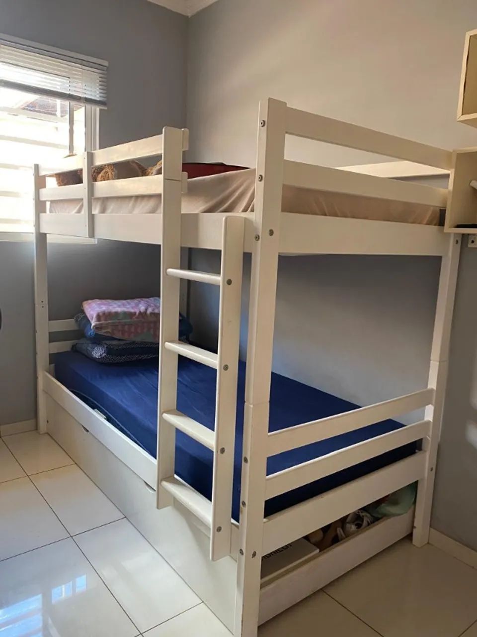 Cama treliche com 2 colchões ortobom, em ótimo estado - Foto 2