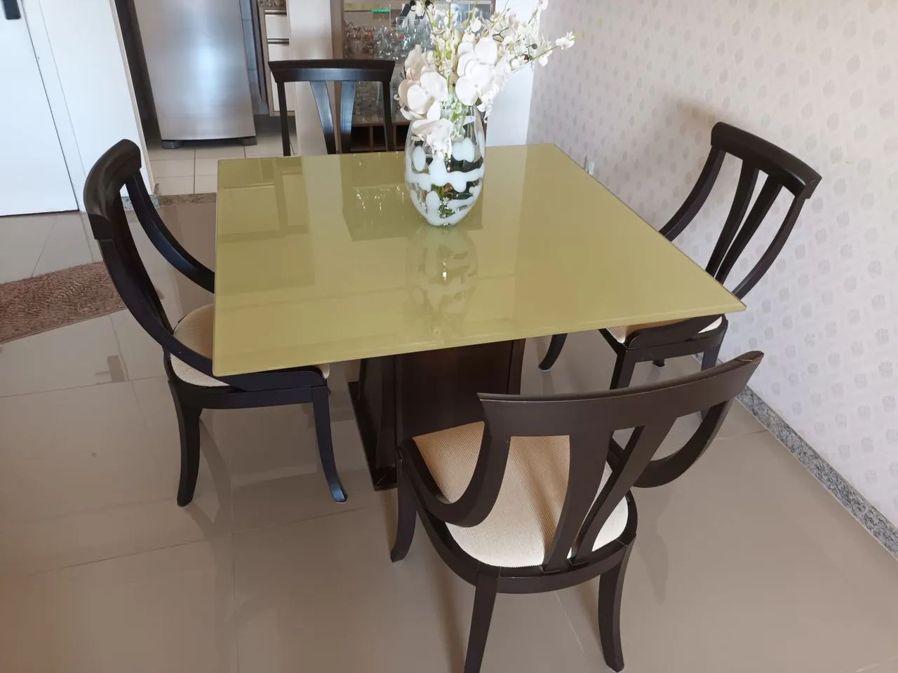 Vendo uma sala de jantar  - Foto 3