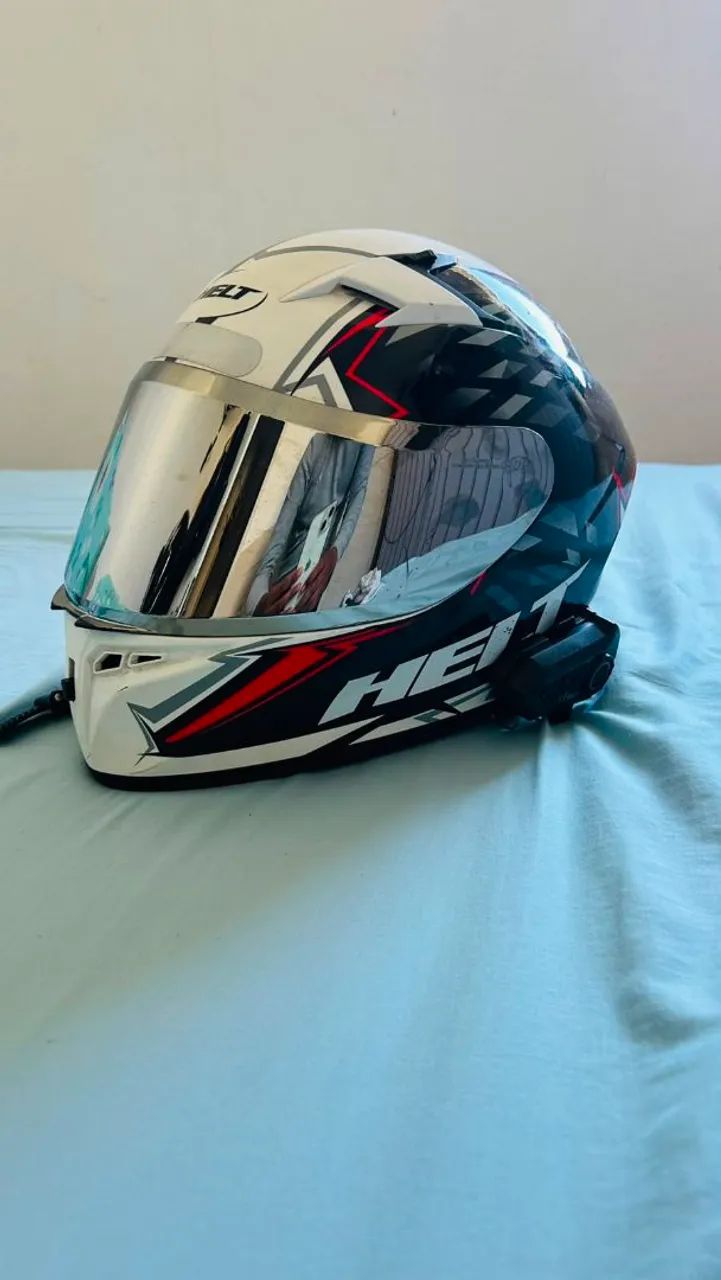 Capacete helt 