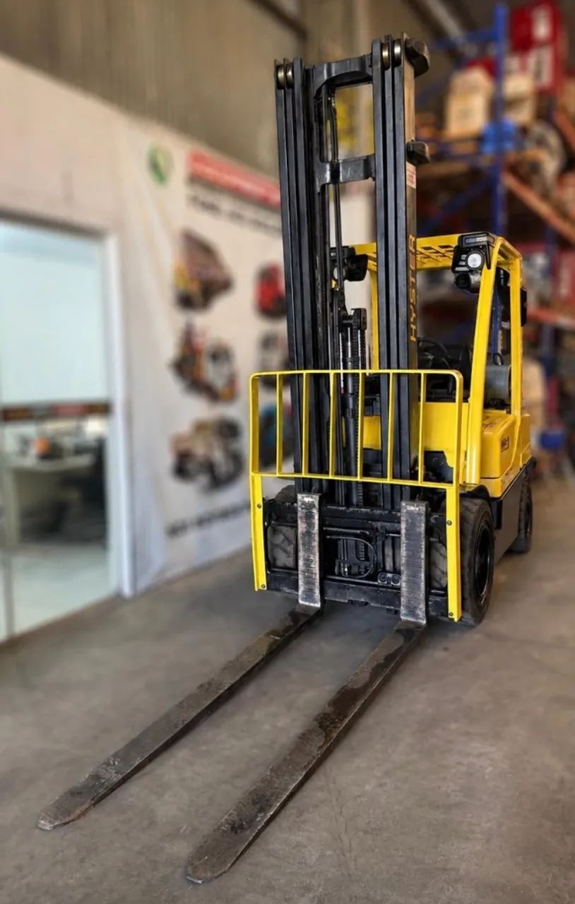 Empilhadeira Hyster H70 FT 3.500 KG - PRONTA PARA O TRABALHO! - Foto 3