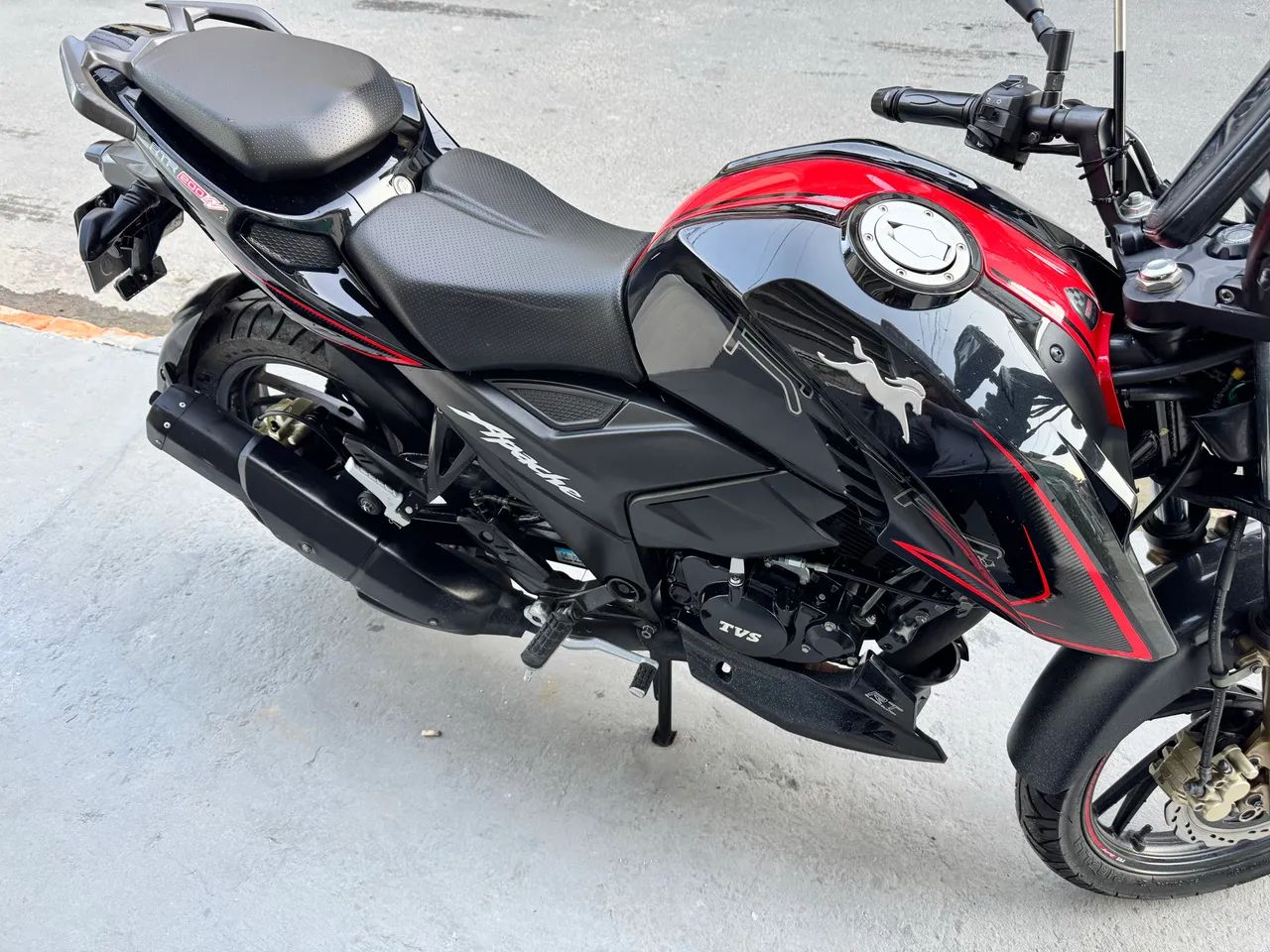 DAFRA Apache RTR 200 - Foto 2