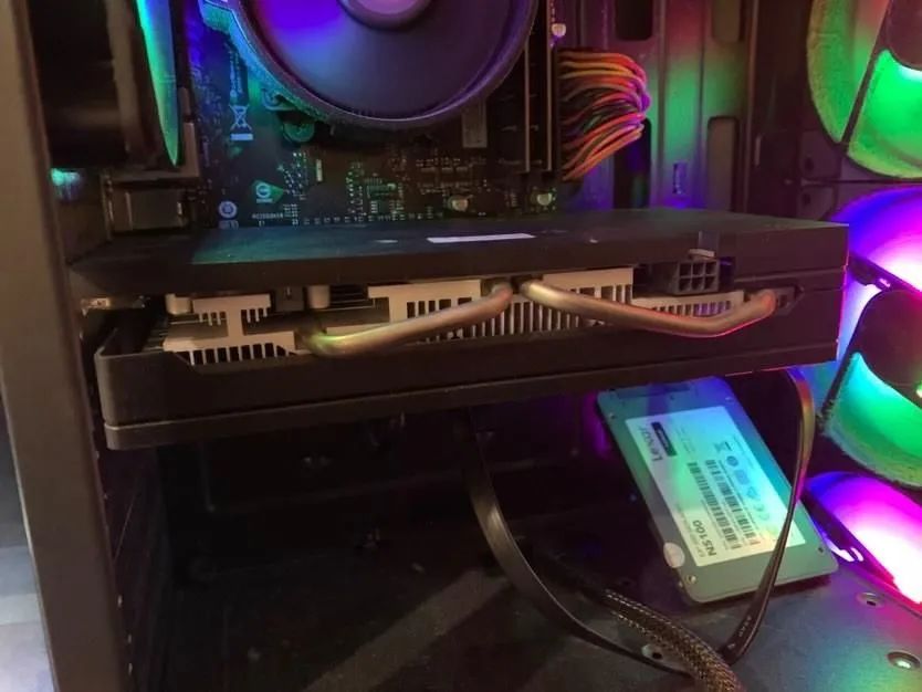 Vendo placa de vídeo delta RX580 - Foto 2