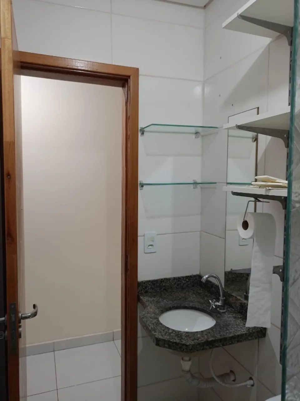 DIRETO COM O PROPRIETÁRIO - Casa com terreno amplo, bem localizado e IPTU incluso. - Foto 2