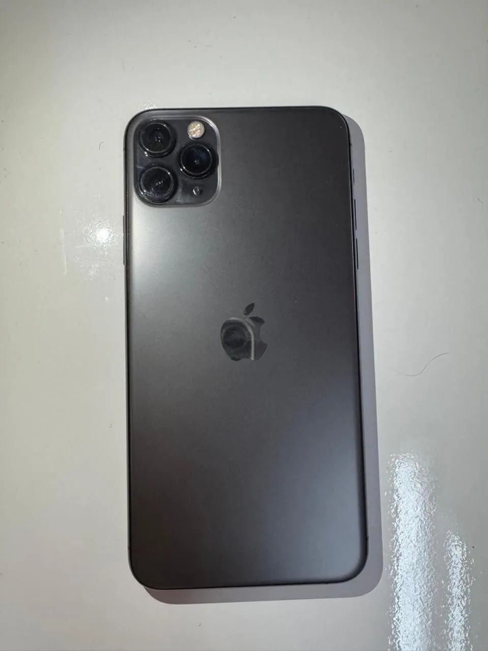 Vendo IPhone 11pro Max  - Foto 3