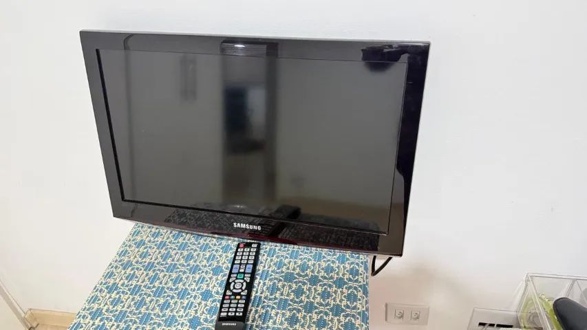 TV Samsung LN26C450