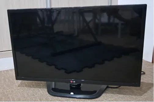 TV LG de 32 polegadas com defeito no LED