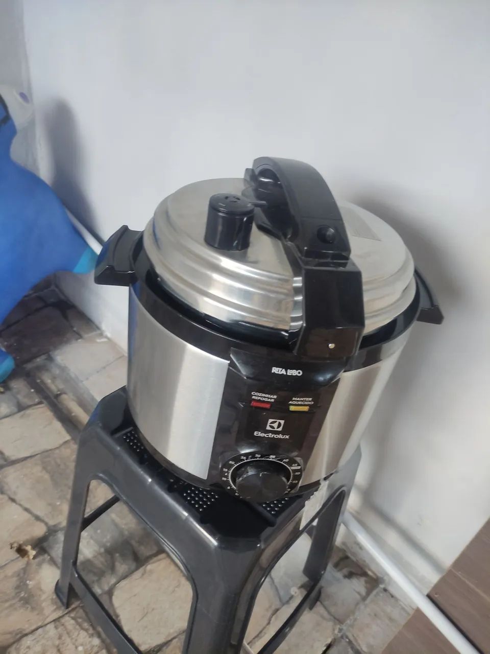 Panela de pressão Electrolux 