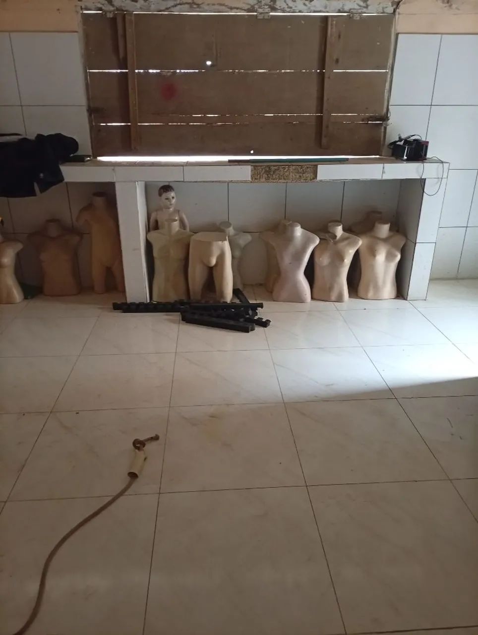 Vendo todos esses manequins 250$ - Foto 3