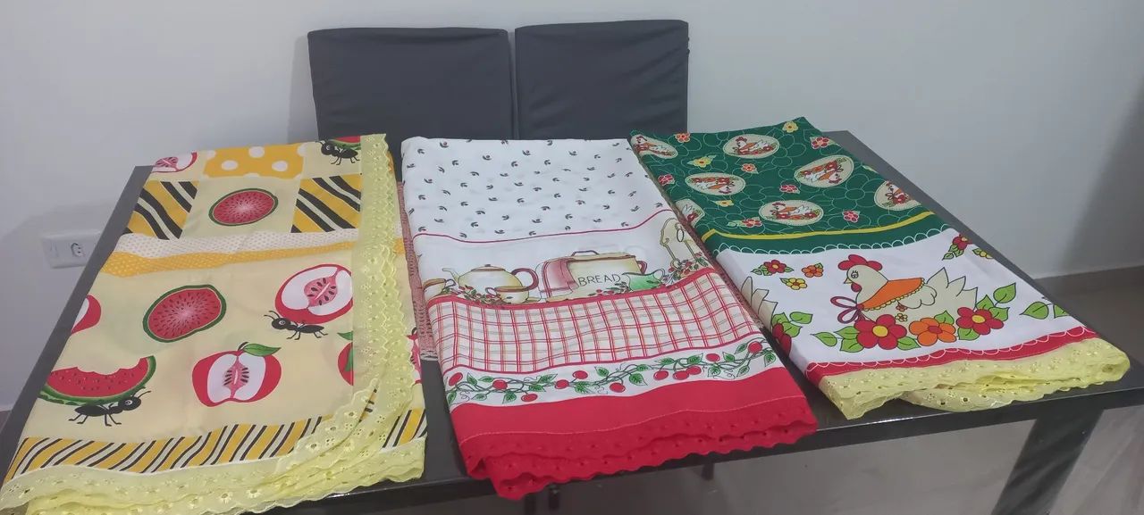 Toalhas de mesas variadas, inclusive para o Natal. - Foto 4
