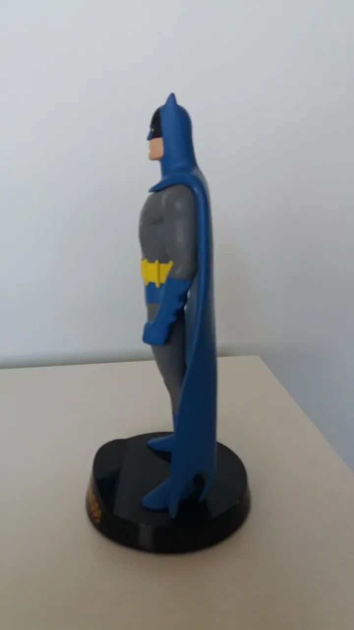 Estátua batman 25 cm - Foto 2