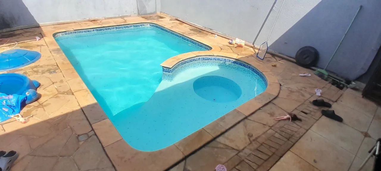 Piscineiro 