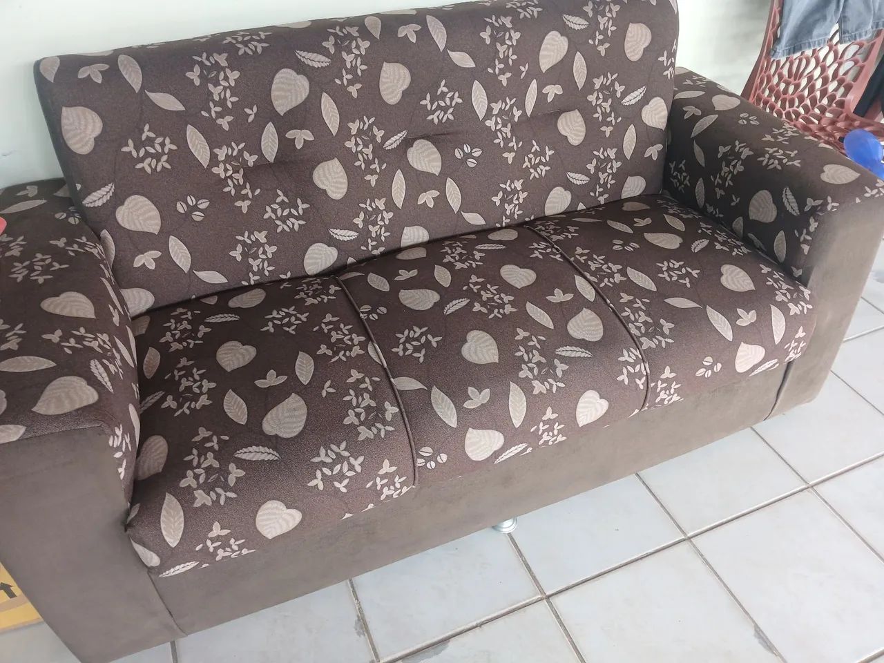 Sofá 3 lugares e muito conforto  - Foto 2