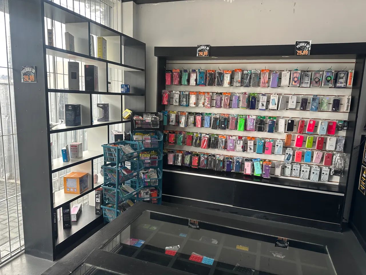 VENDO MOBILIÁRIO COMPLETO DE LOJA DE CELULAR  - Foto 2