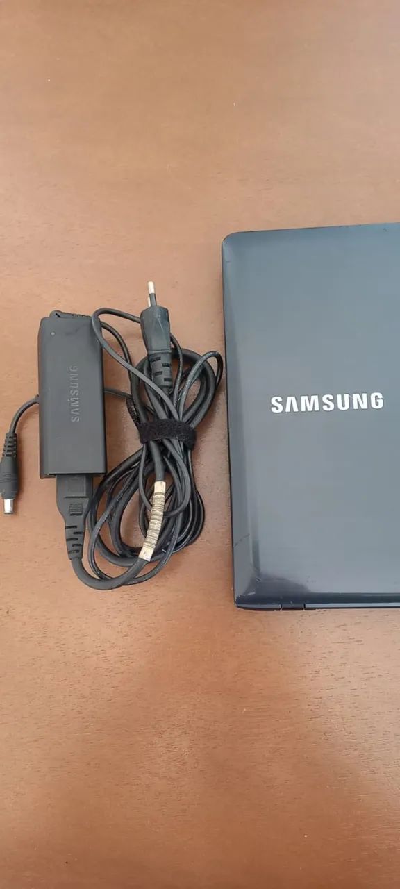 Notebook Samsung + carregador original - para conserto - Foto 4