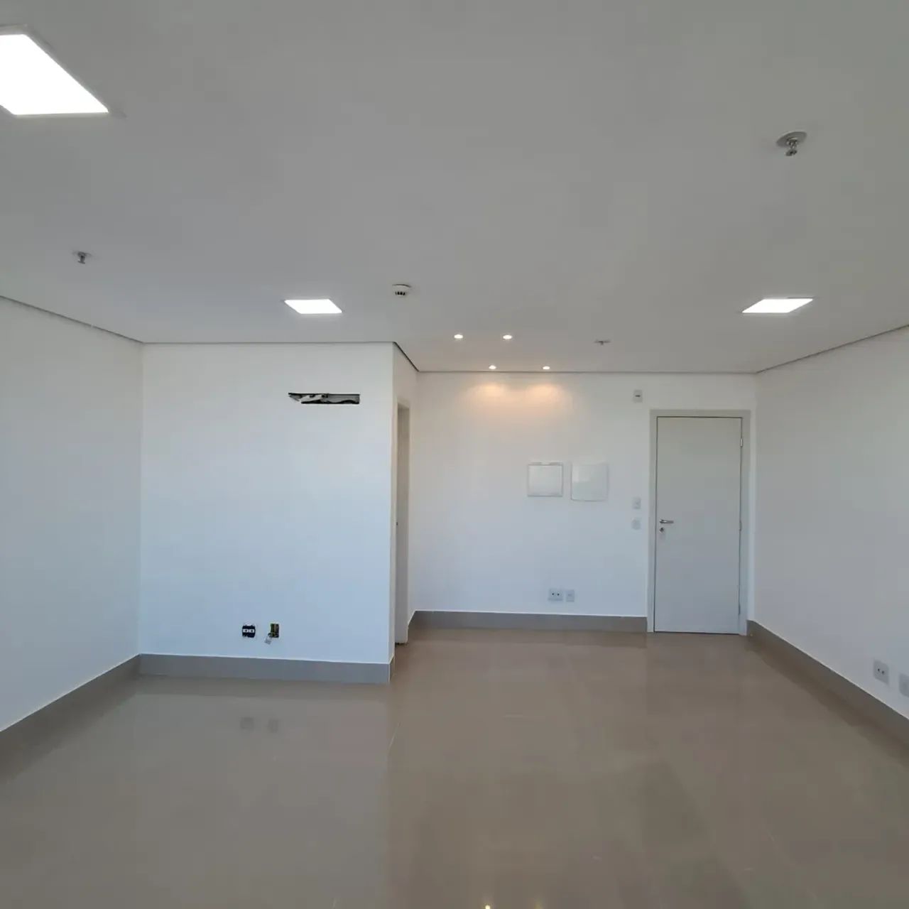 Alugo sala com 36m² no Helbor Dual Business Offices & Corporate - Cuiabá - MT - Foto 4