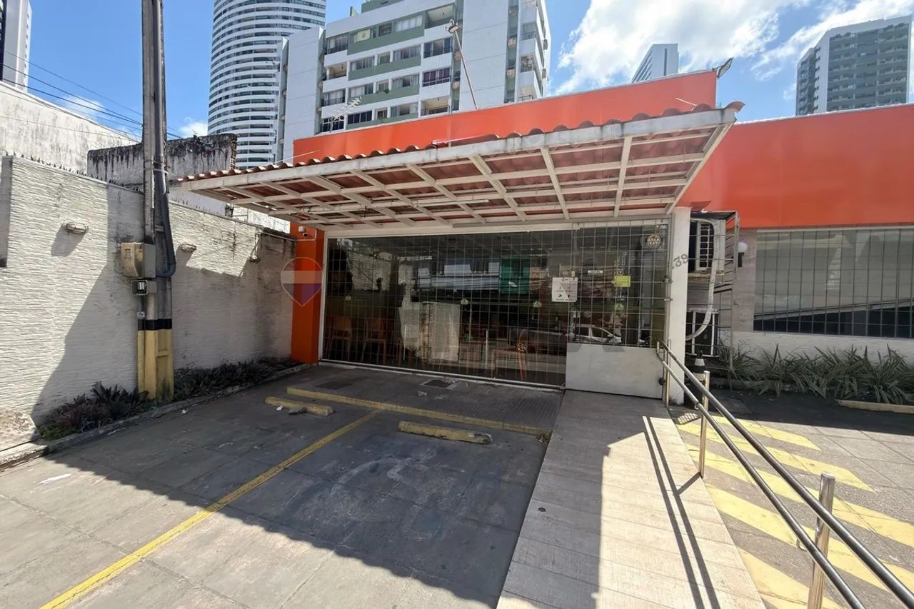 IMÓVEL COMERCIAL NA TORRE | 360m² | PRONTO PARA OPERAR