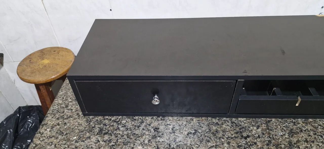 VENDE-SE DUAS BANCADAS DE BARBEARIA  - Foto 3