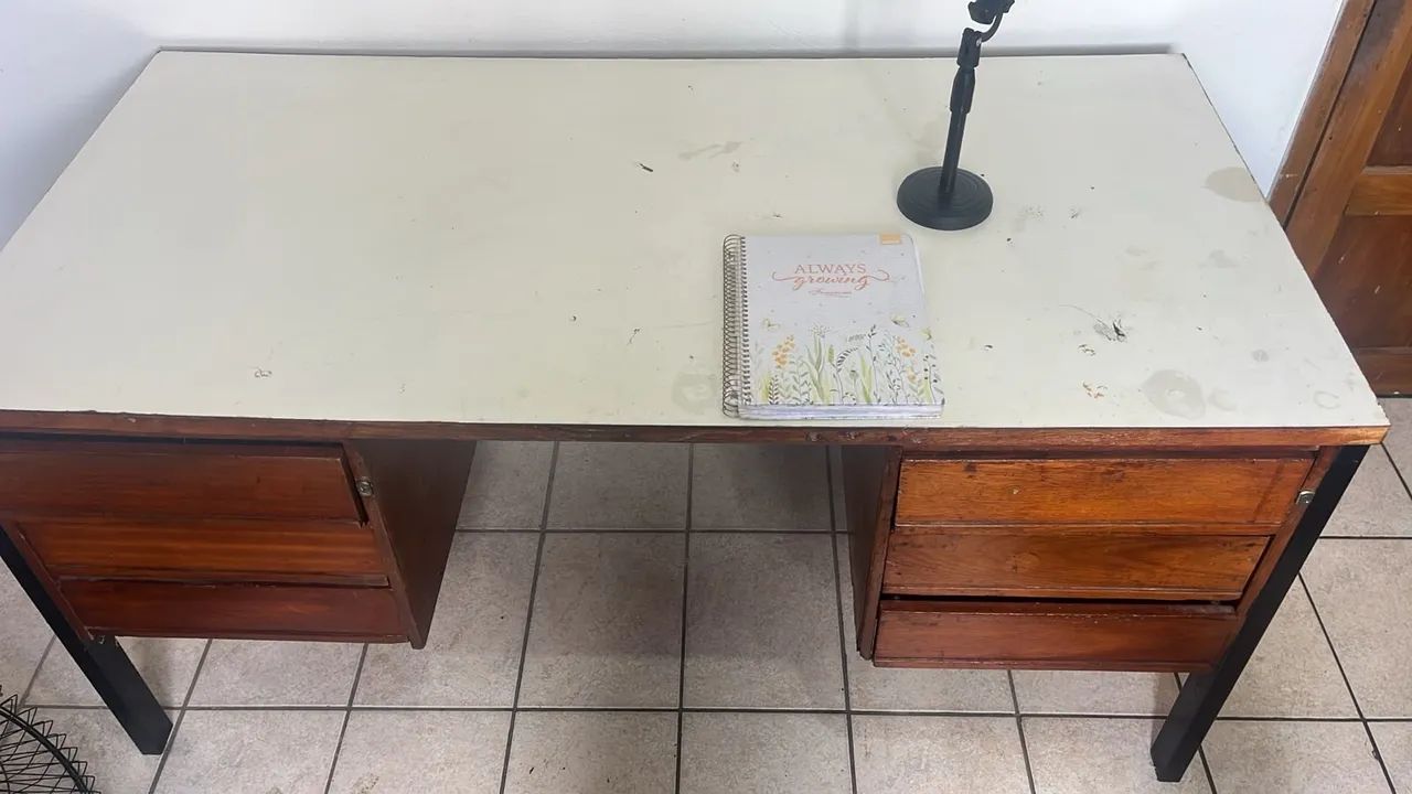 Vendo BIRÔ/mesa  para escritório ou sala   - Foto 5