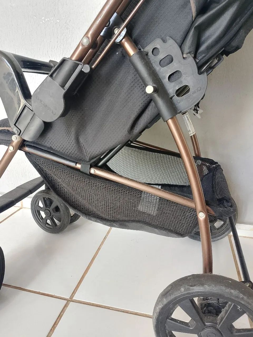 Carrinho de Bebê Galzerano Usado - Foto 4